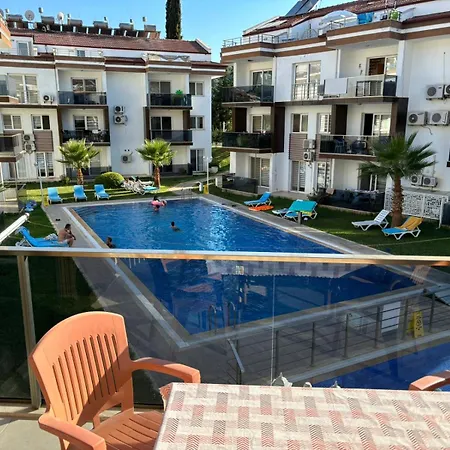 Charming 3-bedroom With Private Pool For Rent Апартаменты *