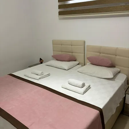 아파트 Charming 3-bedroom With Private Pool For Rent 페티예