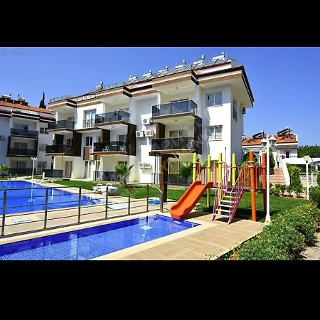 Charming 3-bedroom With Private Pool For Rent *